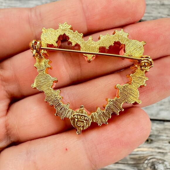 Vintage Avon Rose Heart Brooch Flower Heart Pin - Picture 3 of 3